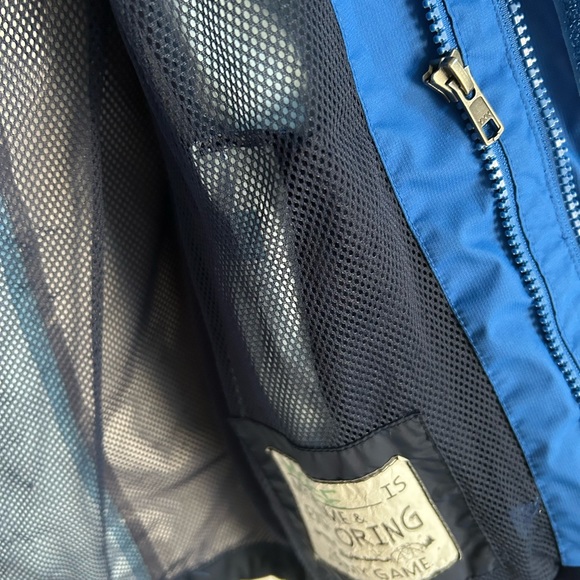 The North Face Boys's Nimbo Jacket Size Medium 10/12 - Picture 8 of 8